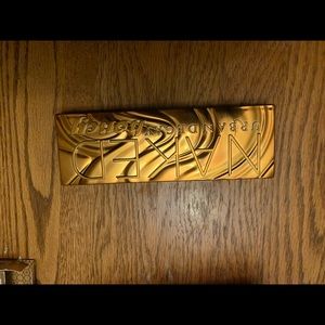 Urban Decay Naked Honey